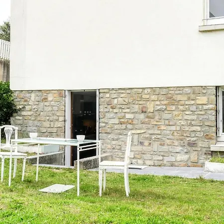 Gorgeous In With Kitchen Apartment *