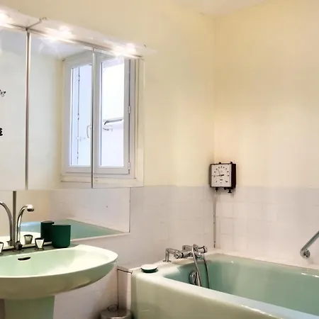 1 Bedroom Gorgeous In
