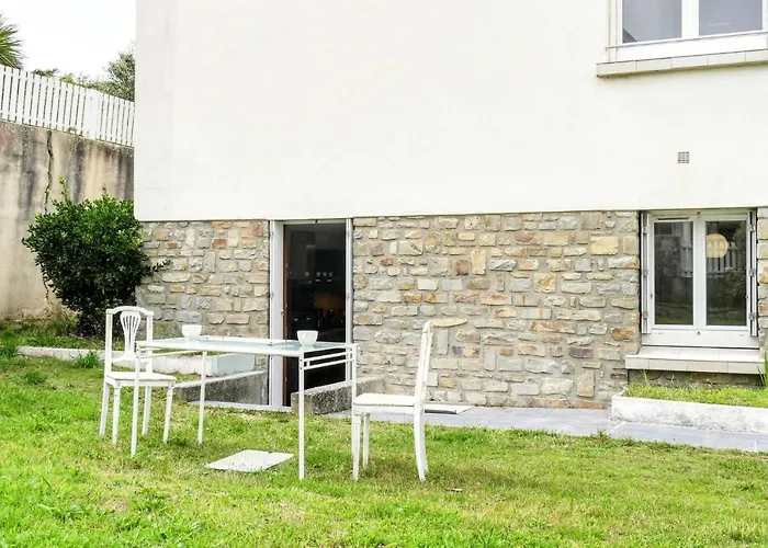 1 Bedroom Cozy In アパート *